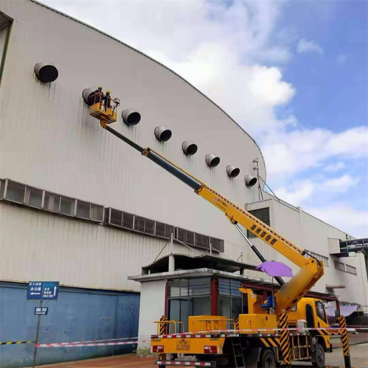 蓬安高空作业车出租服务：专业广告牌安装解决方案