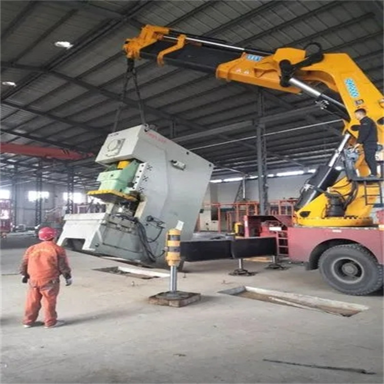 蓬安80吨折臂吊车出租附近电话