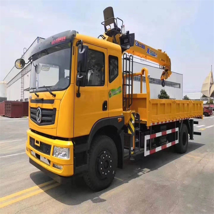 蓬安附近找一辆随车吊出租